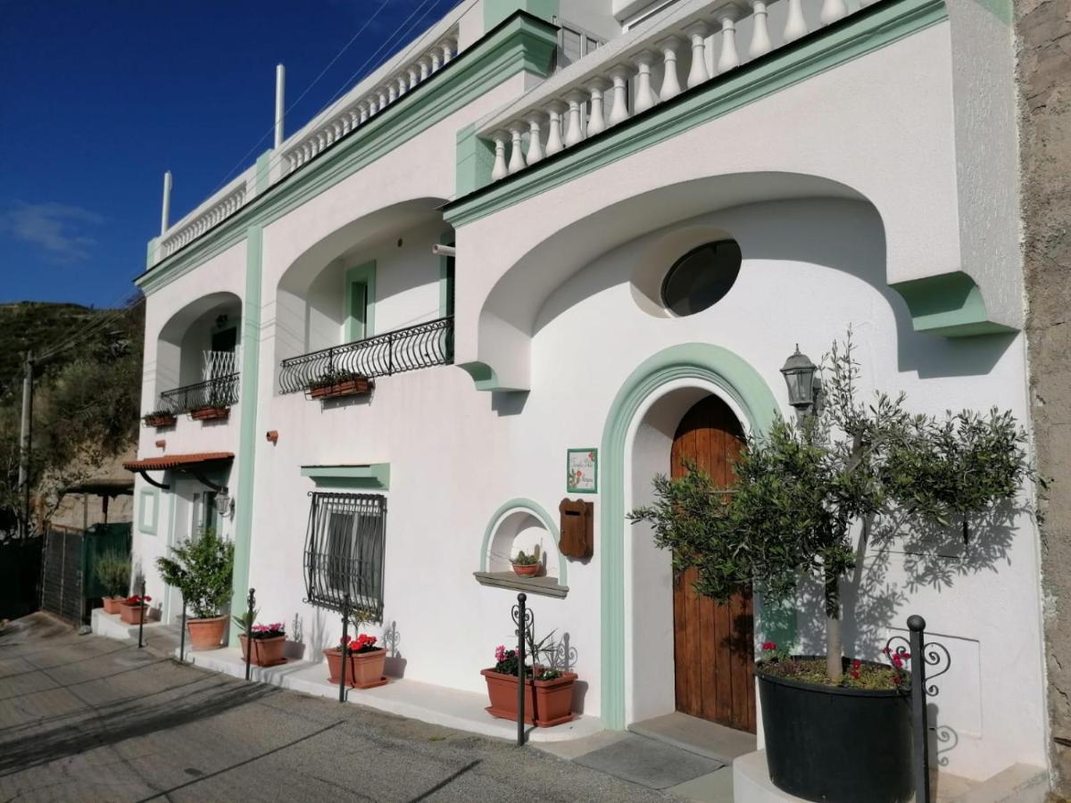 Villa Eleonora, un angolo di Paradiso ad Ischia Sant'Angelo  Esterno foto